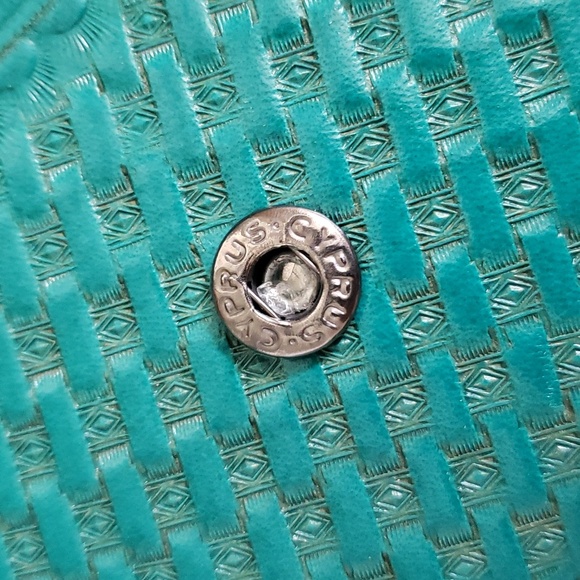 Alejandro Yeo Tooled Leather Wallet - Picture 7 of 9